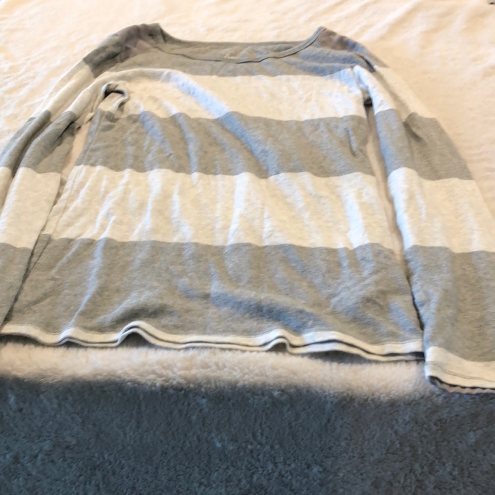 Gray and white Long sleeve top.